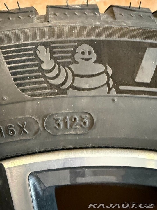 BMW Ostatní modely PRODÁM ORIGINÁL ALU KOLA 1800