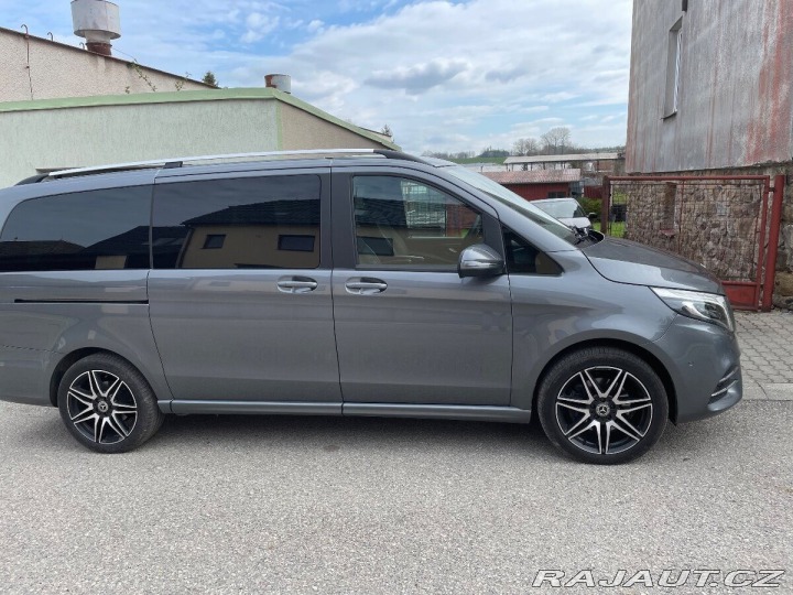 Mercedes-Benz V 3,0   -Class 4 Matic 2022