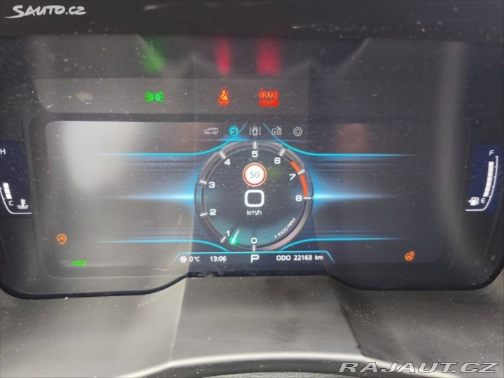 SsangYong Tivoli tovární záruka 4/29, odpo 1800