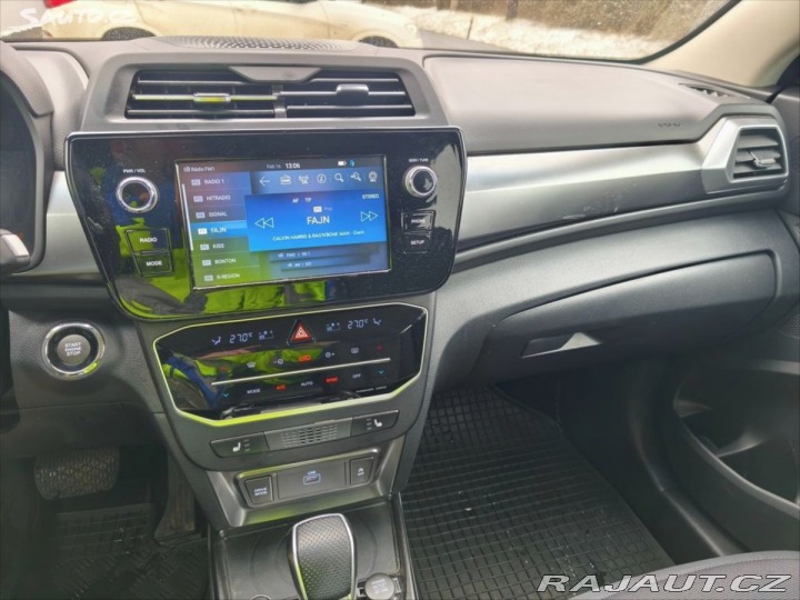 SsangYong Tivoli tovární záruka 4/29, odpo 1800