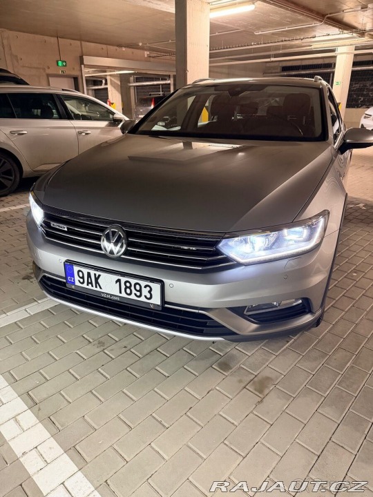 Volkswagen Passat 2,0   4x4 176 kW, Highlin 1800