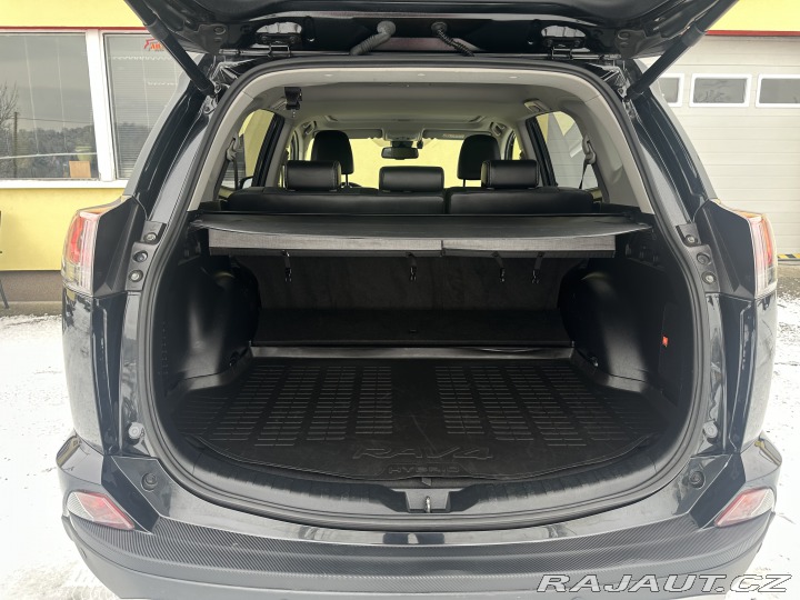 Toyota RAV4 2.5 Hybrid/4x4/Lounge/1MA 2018