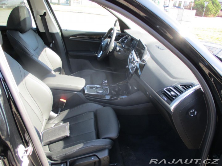 BMW X3 2,0 i xDrive 215kw 30e Hy 2021