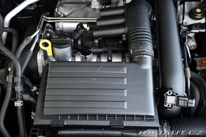 Škoda Yeti 1.4TSi DSG TAŽNÉ VYHŘ.SED 2015