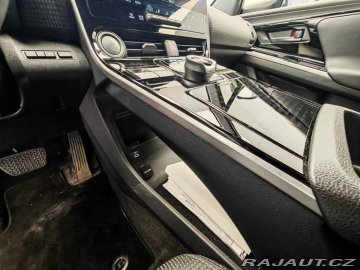 Toyota bZ4X Electric Motor 4x4 Presti 2024