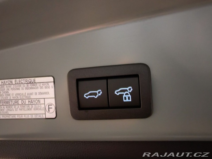 Toyota Corolla Cross 2.0 Hybrid Style Tech 2025