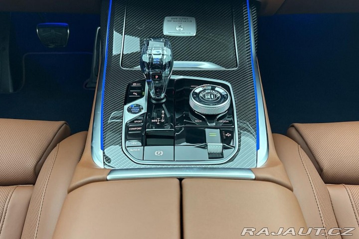 Alpina Ostatní modely XB7 2025