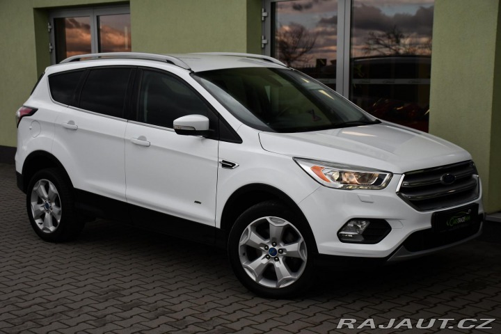 Ford Kuga 2,0TDCi AUT. A/C ČR 2017