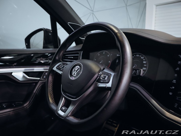 Volkswagen Touareg R-Line 4Motion 4.0 TDI 31 2020