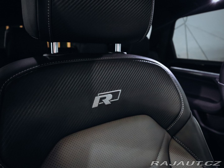 Volkswagen Touareg R-Line 4Motion 4.0 TDI 31 2020