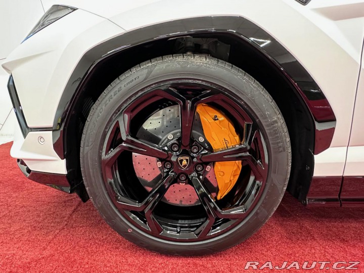 Lamborghini Urus S*60 ANN.*AKRAPOVIC*MATNÁ 2024