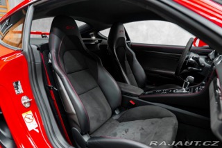 Porsche 718 GT4 2023