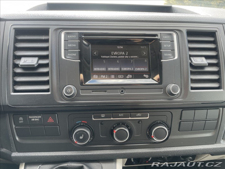 Volkswagen Transporter 2,0 TDi 110kw 8míst DPH C 2015
