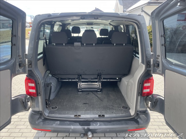 Volkswagen Transporter 2,0 TDi 110kw 8míst DPH C 2015