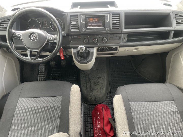 Volkswagen Transporter 2,0 TDi 110kw 8míst DPH C 2015