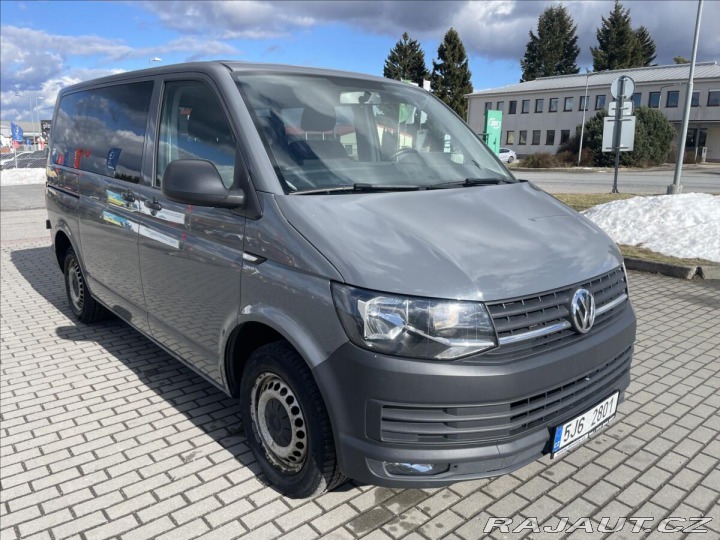 Volkswagen Transporter 2,0 TDi 110kw 8míst DPH C 2015