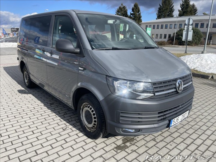 Volkswagen Transporter 2,0 TDi 110kw 8míst DPH C 2015