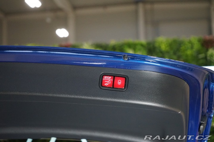 Mercedes-Benz C 300d*4M*KEYLESS*DISTRONIC 2022