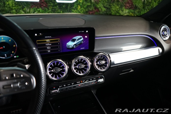 Mercedes-Benz GLB 200d*4M*AMG*TAŽNÉ*LED*CZ 2022