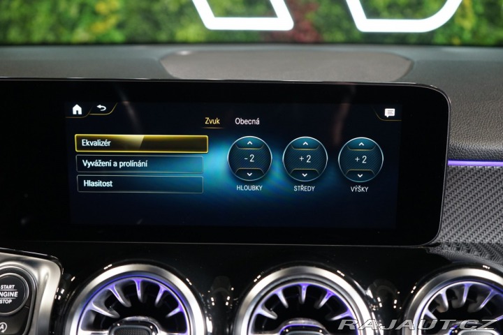 Mercedes-Benz GLB 200d*4M*AMG*TAŽNÉ*LED*CZ 2022