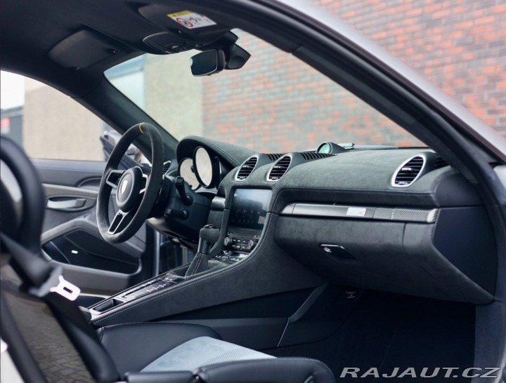 Porsche Cayman 718  GT4 RS PDK 2025