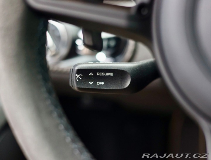 Porsche Cayman 718  GT4 RS PDK 2025