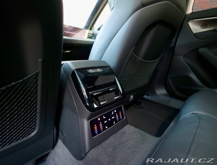 Audi A6 Avant  e-hybrid Quattro C 2025