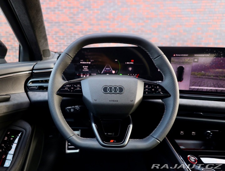 Audi A6 Avant  e-hybrid Quattro C 2025