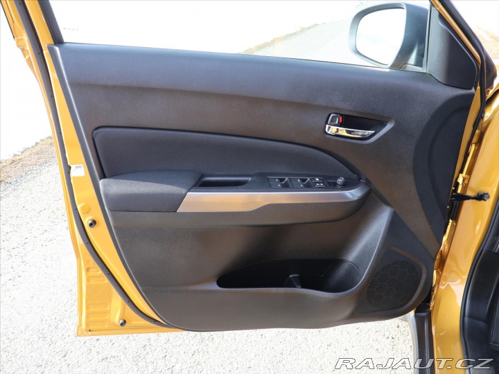 Suzuki Vitara 1,4 BoosterJet 95kw Navi 2020