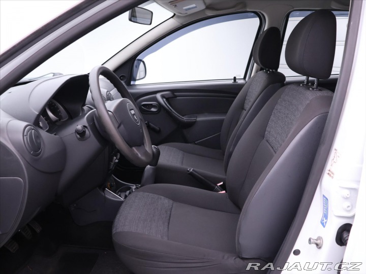 Dacia Duster 1,6 16V 77kW Serv.kn. Taž 2011