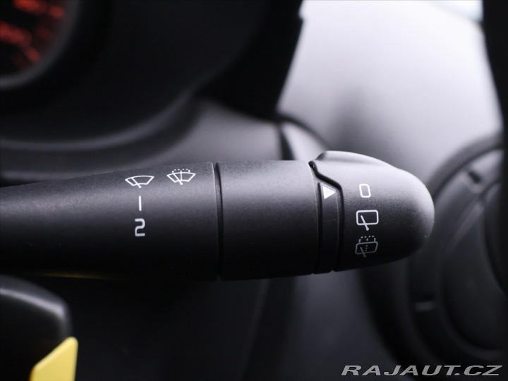 Dacia Duster 1,6 16V 77kW Serv.kn. Taž 2011