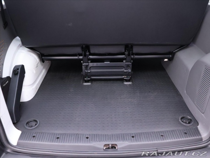 Volkswagen Transporter 2,0 TDI 9-míst Klima DPH 2020