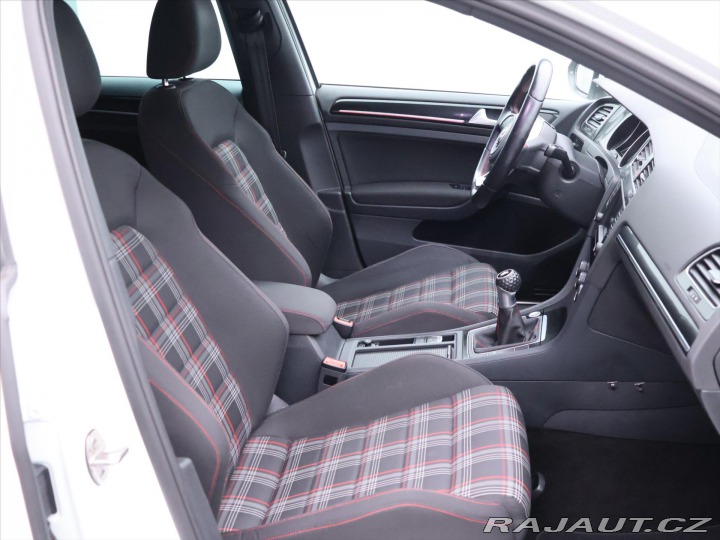 Volkswagen Golf 2,0 GTI 169kW Performance 2015