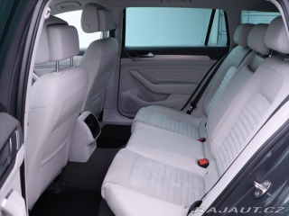 Volkswagen Passat 2,0 TDI CZ Elegance Kůže 2020