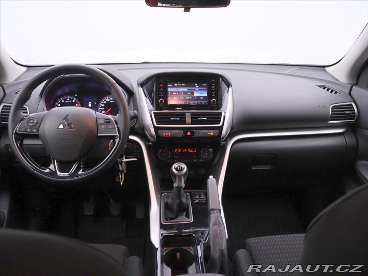 Mitsubishi Eclipse Cross 1,5 T-MIVEC 120kW CZ Invi 2021