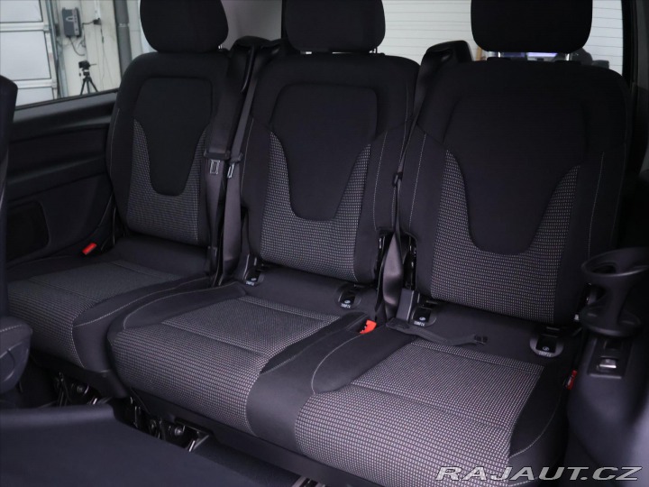 Mercedes-Benz V 2,0 300d 174kW L Exclusiv 2022