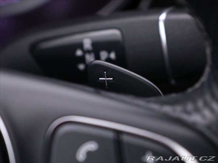 Mercedes-Benz V 2,0 300d 174kW L Exclusiv 2022