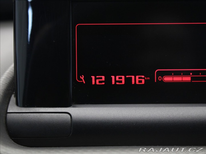 Citroën C4 Cactus 1,2 PT Shine KAM.1.maj.12 2017