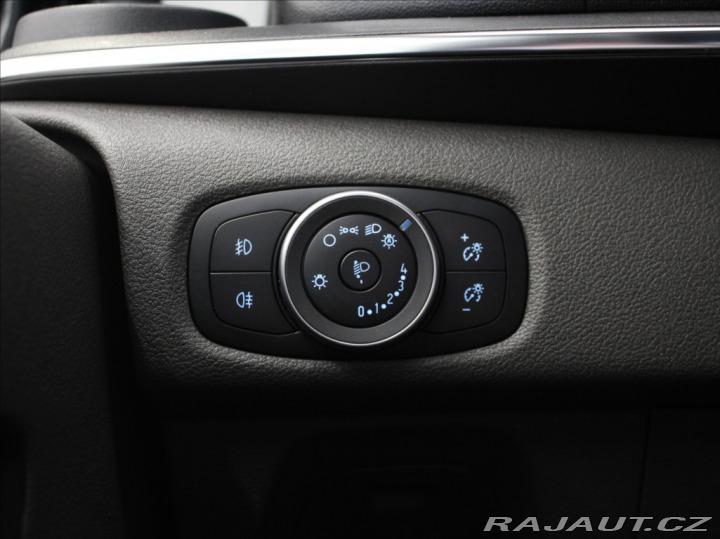 Ford Tourneo Custom 2,0 TDCi AT Titan.X 8-mís 2022