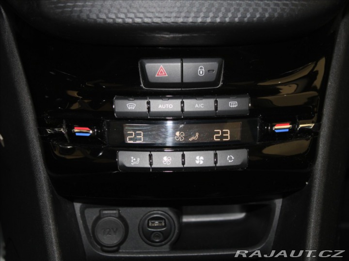 Peugeot 208 1,2 PT 81kW Pano.Alcan.10 2018