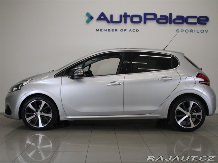 Peugeot 208 1,2 PT 81kW Pano.Alcan.10 2018