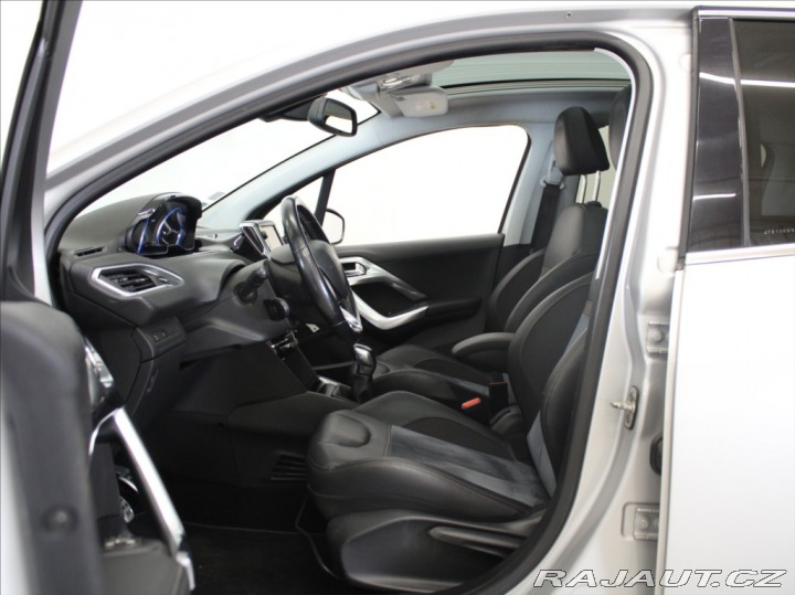 Peugeot 208 1,2 PT 81kW Pano.Alcan.10 2018