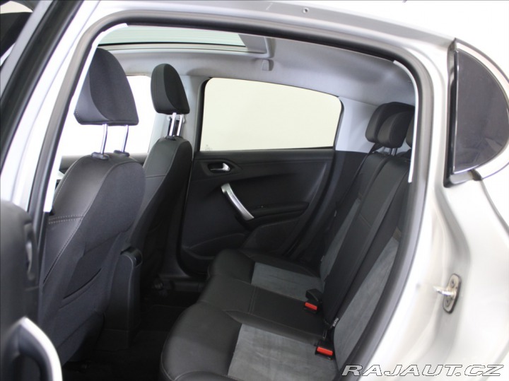 Peugeot 208 1,2 PT 81kW Pano.Alcan.10 2018