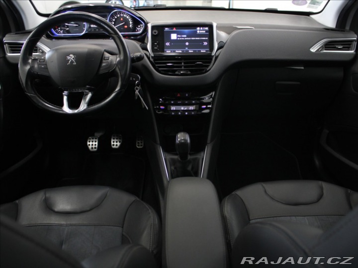 Peugeot 208 1,2 PT 81kW Pano.Alcan.10 2018