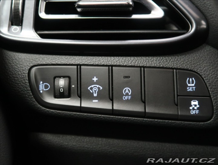 Hyundai i30 1,5 T-GDI AT N-LINE 1. MA 2022