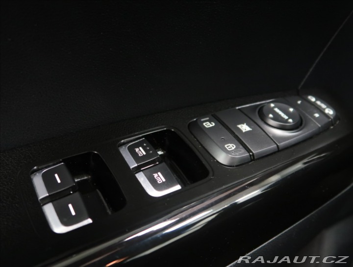 Kia Sportage 1,6 GDI 1. MAJ ČR SERVIS 2019