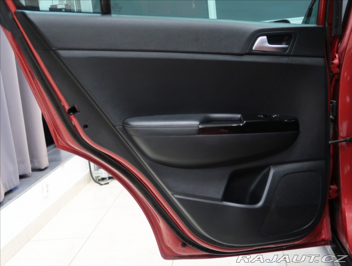 Kia Sportage 1,6 GDI 1. MAJ ČR SERVIS 2019