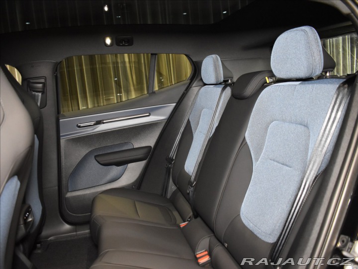 Volvo EX30 Ultra Twin motor perfor. 2026