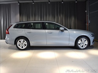 Volvo V60 2,0 B4 Core 2025