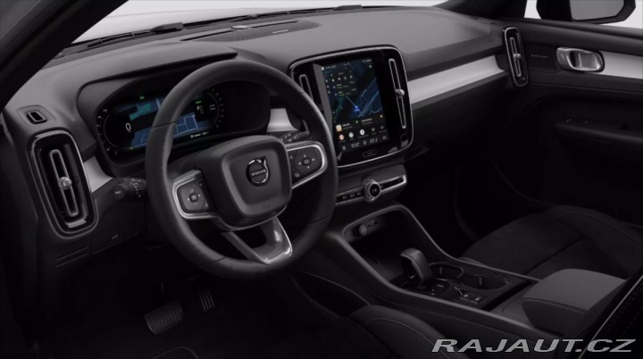 Volvo XC40 2,0 B3  Ultra Dark 2026